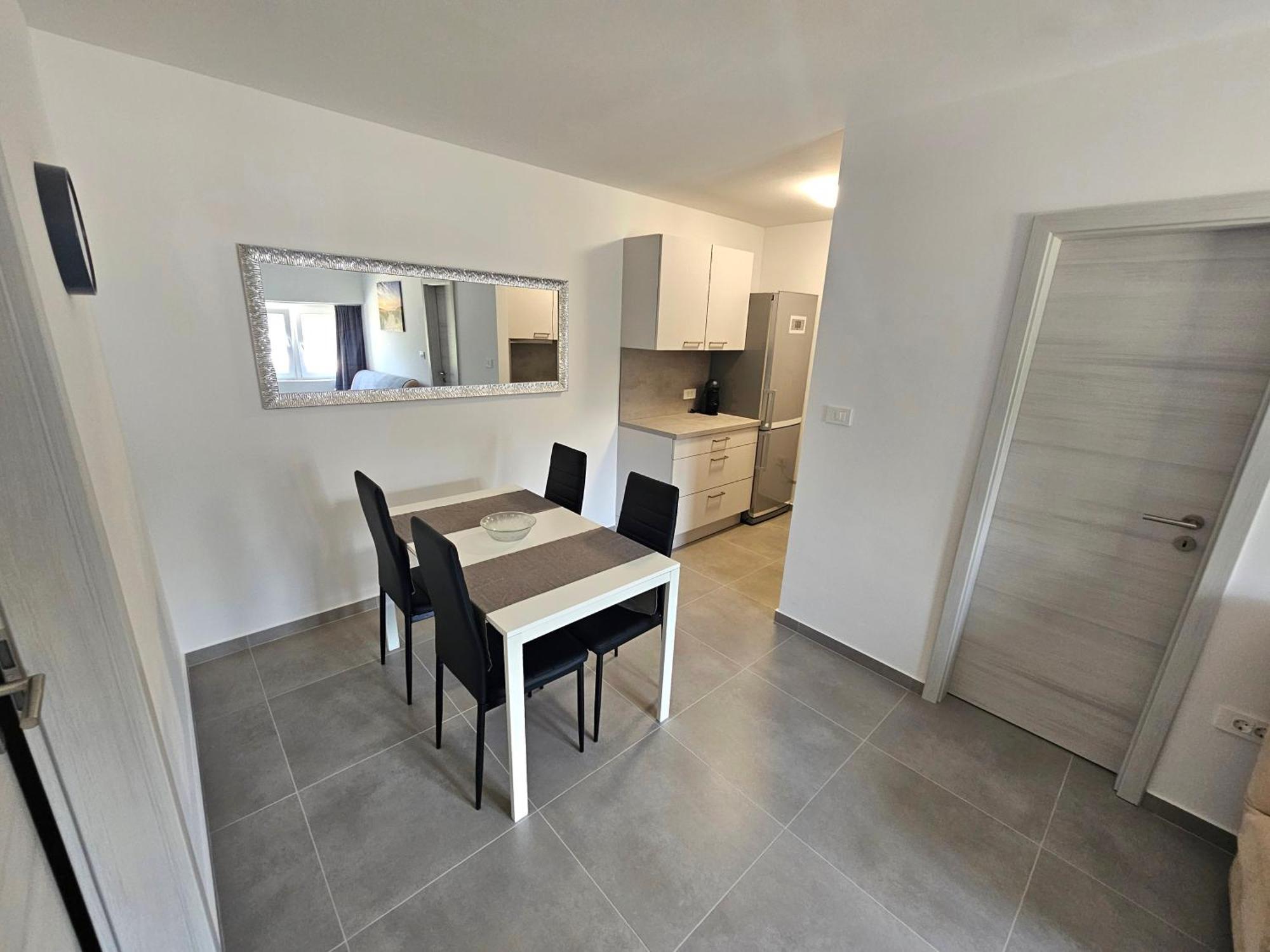 Apartma Bertoki كوبر المظهر الخارجي الصورة